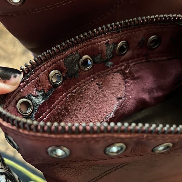 Gianni Bini Maroon Skull Embellished Low Profile Combat Boots Size 10 - Picture 6 of 9